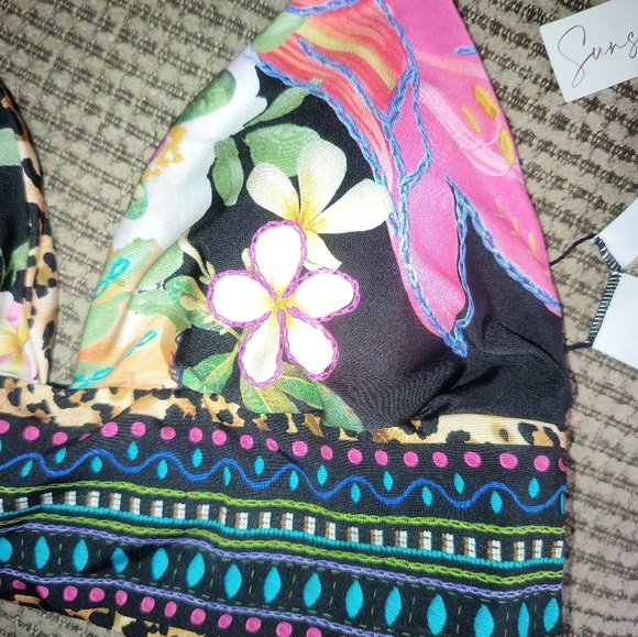 🆕Sunshine 79 REVERSIBLE Triangle Halter Bikini Top Size 8 Animal & Floral Print - Picture 9 of 12